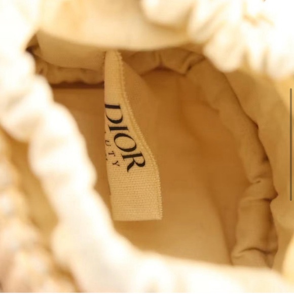 Mini Christian Dior Beauty VIP Drawstring Straw Pouch Crossbody Bag - Picture 5 of 7